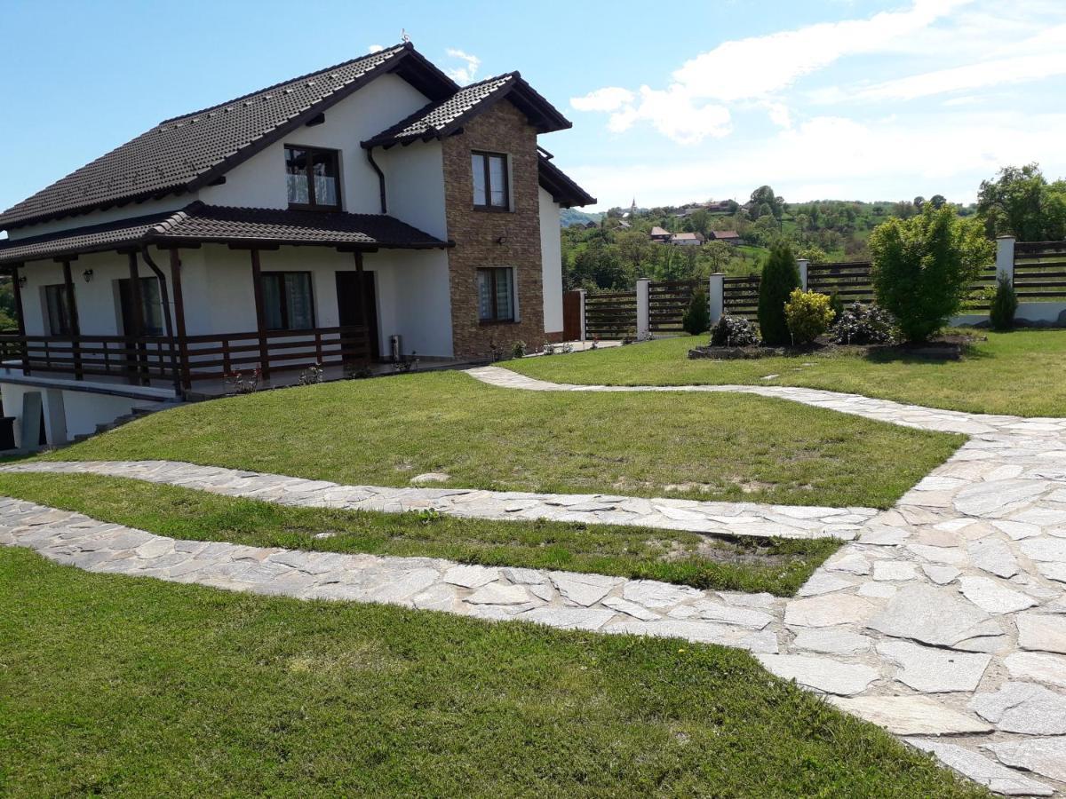 Vila Aloman Sebeş Exteriör bild