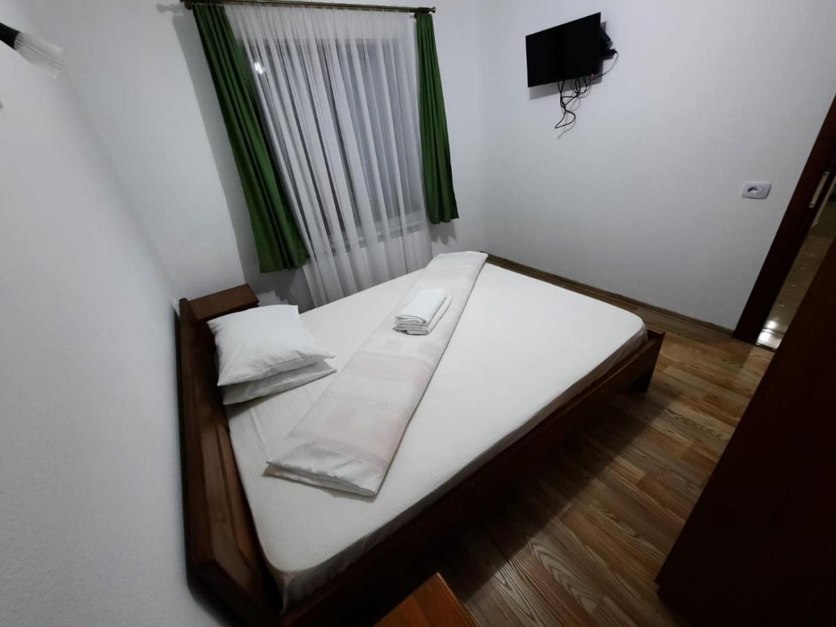Vila Aloman Sebeş Exteriör bild
