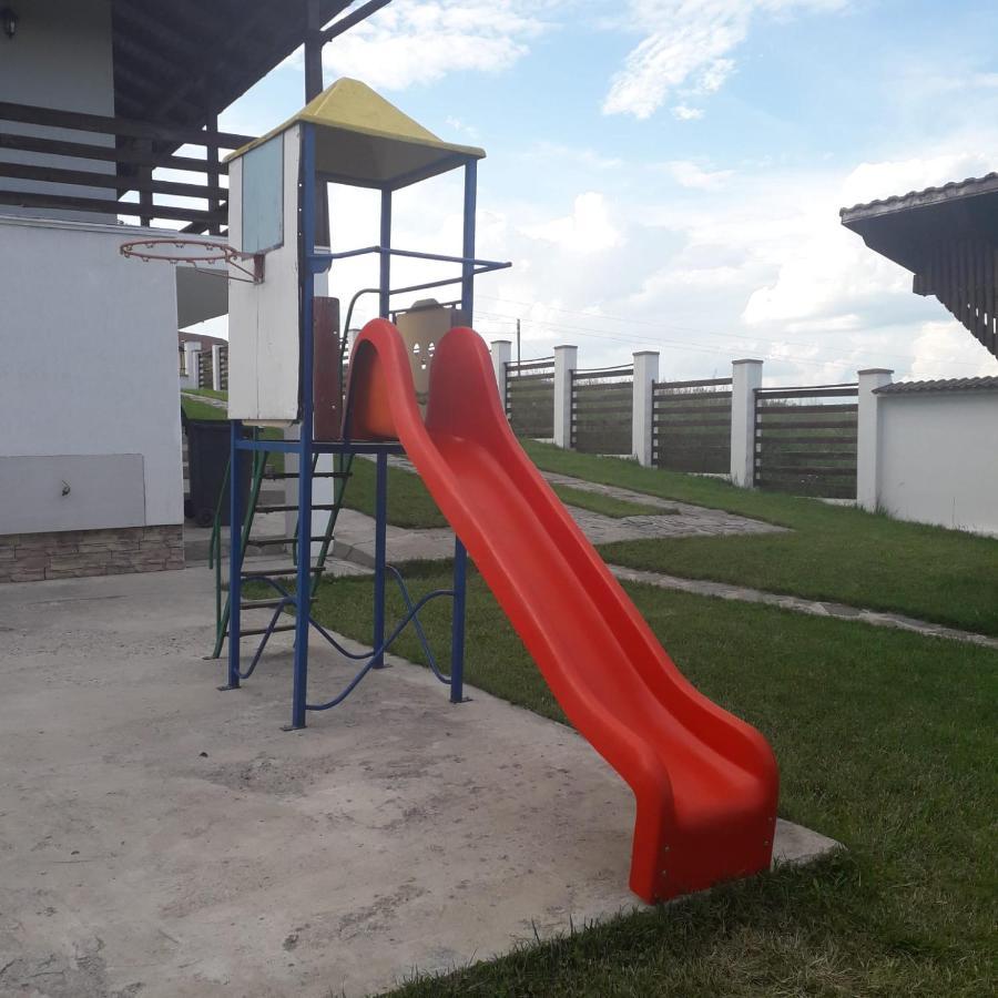 Vila Aloman Sebeş Exteriör bild